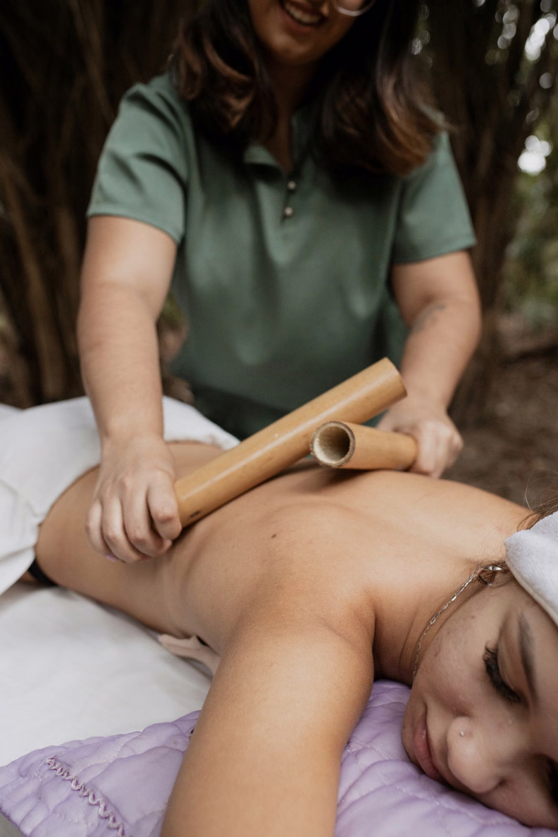 Sessão de Massoterapia no Lima's Therapy